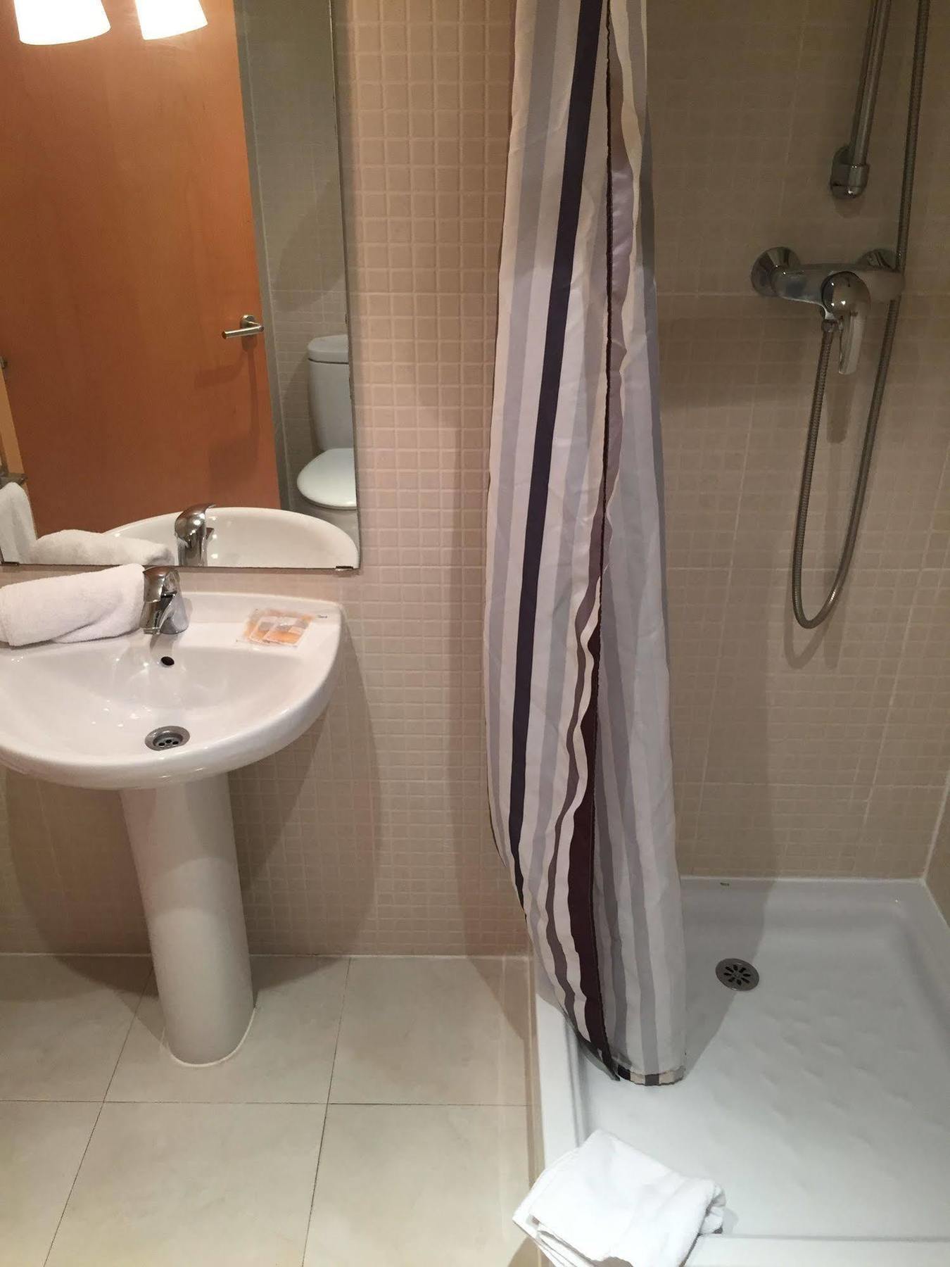 Sitges Go Apartments Екстер'єр фото